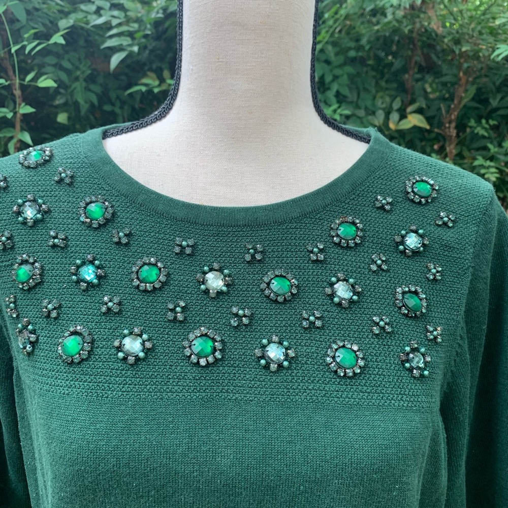 Coldwater Creek Short Sleeved Top with Decor!  ❤️ - Picture 2 of 4